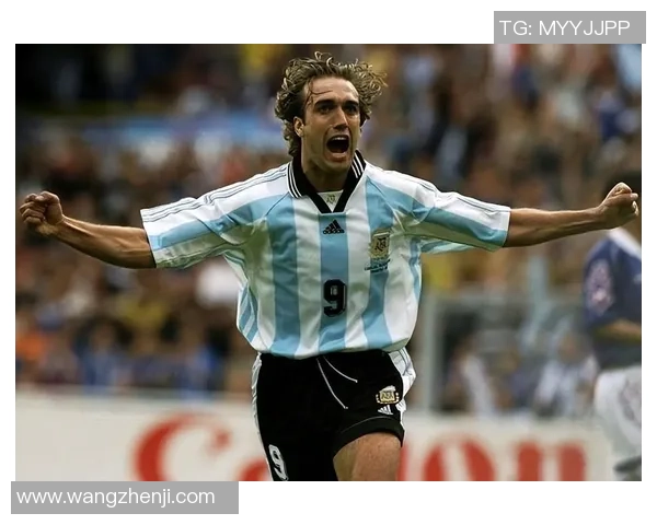 足球历史五大球星盘点 谁是足坛真正的传奇人物 足球历史五大球星盘点 谁是足坛真正的传奇人物