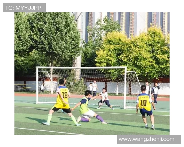 校园足球明星崛起:他们如何用热情与才华书写青春梦想 校园足球明星崛起:他们如何用热情与才华书写青春梦想